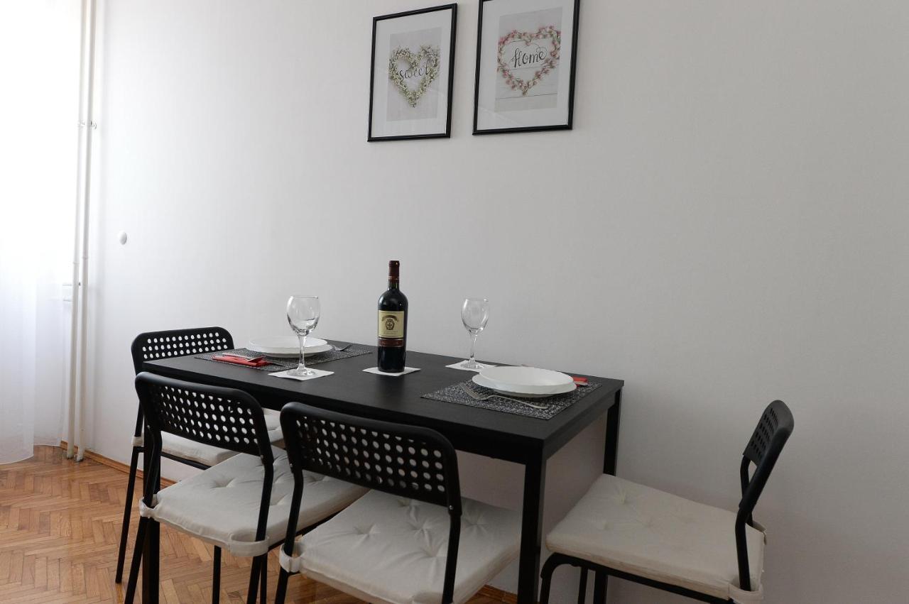 Obilic Appartement Belgrado Buitenkant foto