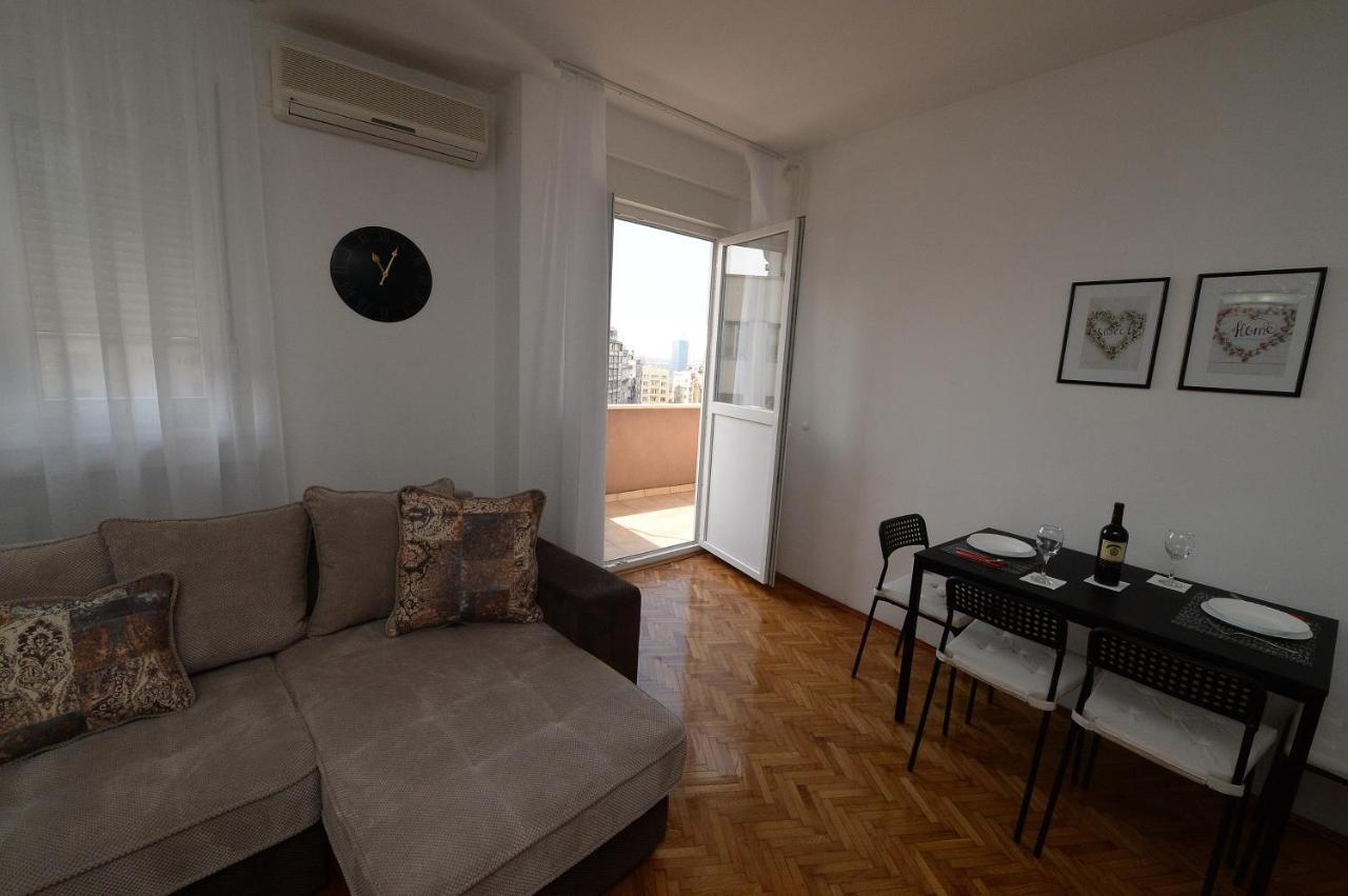 Obilic Appartement Belgrado Buitenkant foto